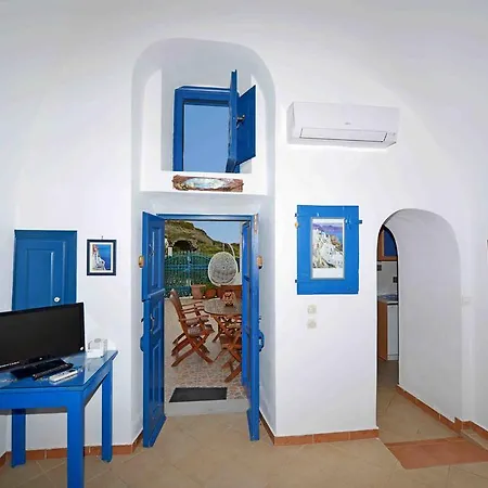 Kleo's Guesthouse Éxo Goniá Extérieur photo